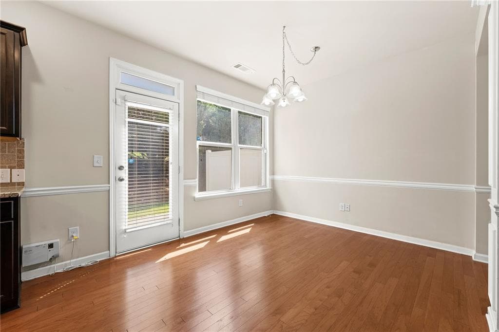 3 bedroom, 3 bathroom, 1,998 sq ft townhouse for rent at 2365 Bellyard Drive, Buford, GA 30519 for $2,150 a month — photo 9
