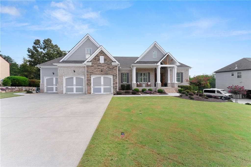 5 bedroom, 4 bathroom, 4,572 sq ft single family residence for sale at 3438 Dockside Shores Drive, Gainesville, GA 30506 — photo 3