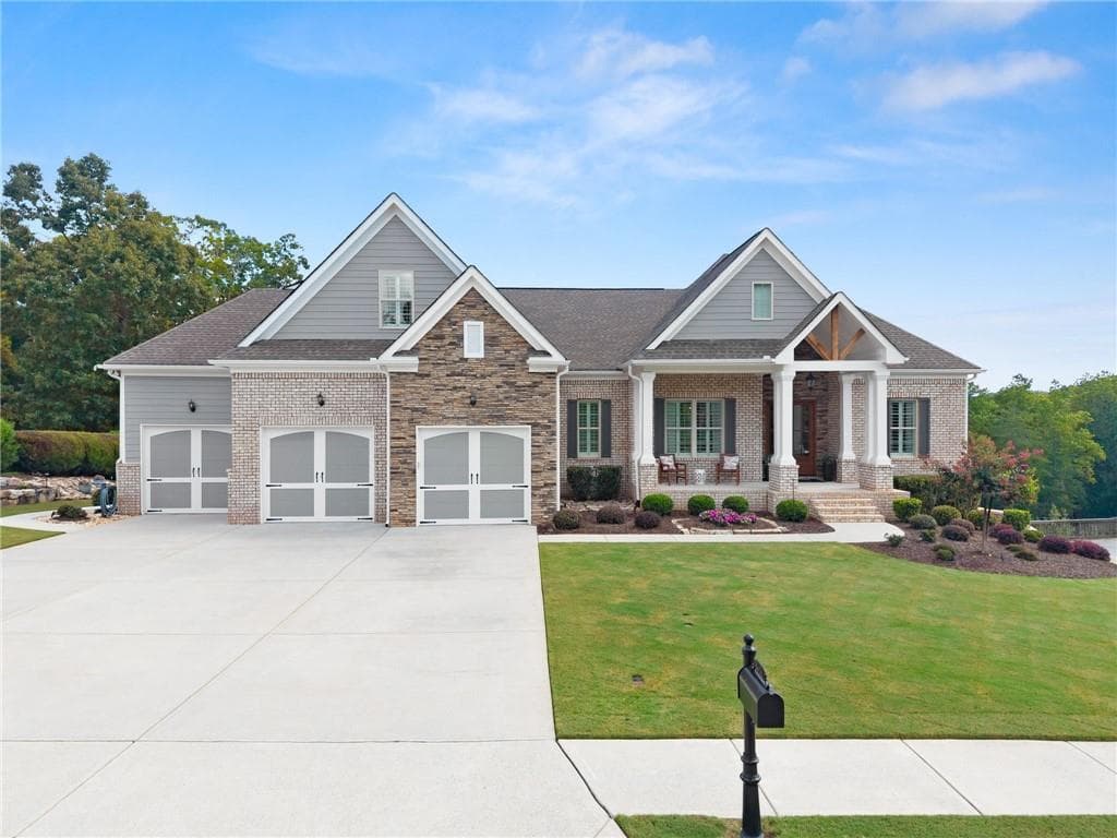 5 bedroom, 4 bathroom, 4,572 sq ft single family residence for sale at 3438 Dockside Shores Drive, Gainesville, GA 30506 — photo 4