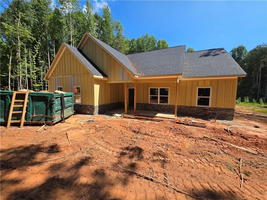 3 bedroom, 2 bathroom, 1,414 sq ft single family residence under contract at 2205 Shady Grove Road, Carrollton, GA 30116 — photo 3
