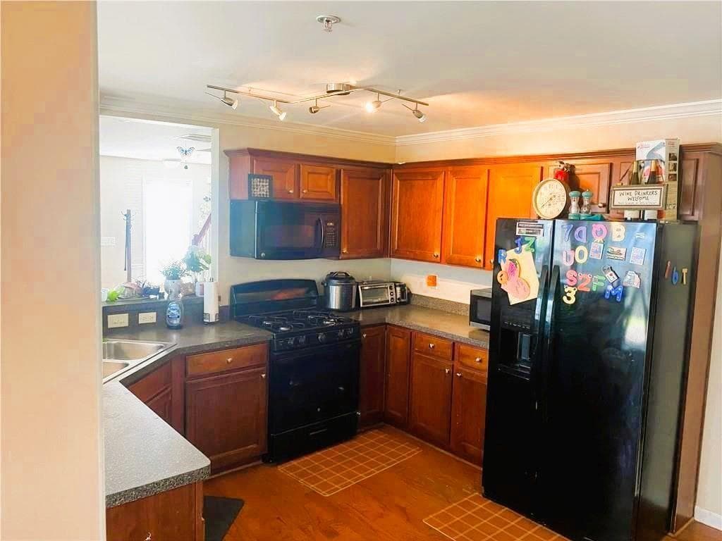 4 bedroom, 3 bathroom, 1,878 sq ft townhouse for sale at 294 Balaban Circle, Woodstock, GA 30188 — photo 8