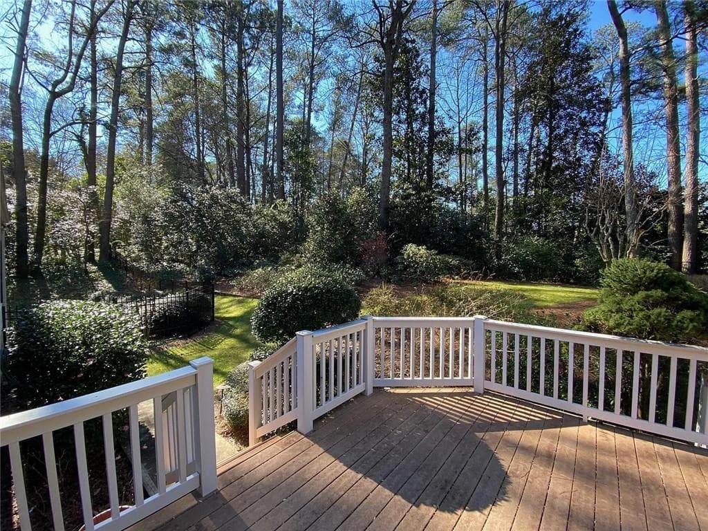 4 bedroom, 3 bathroom, 2,573 sq ft single family residence for sale at 3952 Club Drive, Atlanta, GA 30319 — photo 8