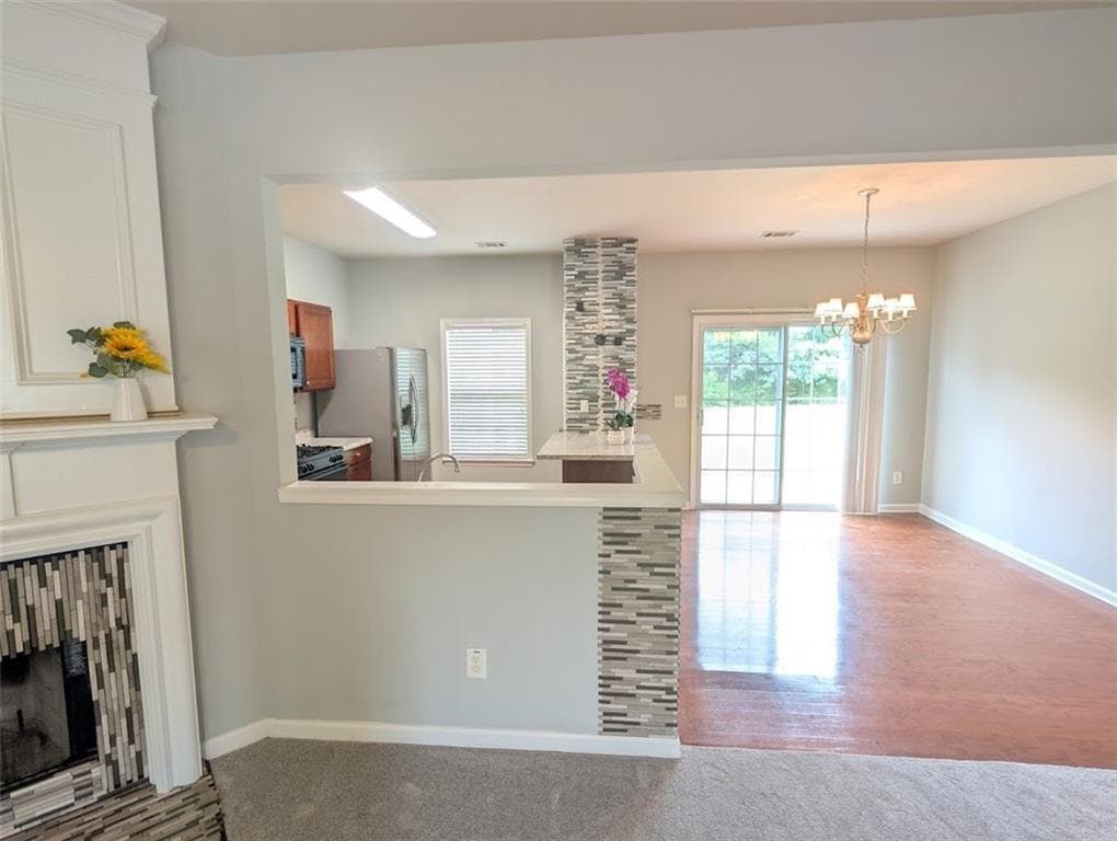 3 bedroom, 3 bathroom, 1,386 sq ft townhouse for rent at 1010 Prestwyck Court, Alpharetta, GA 30004 for $2,199 a month — photo 2