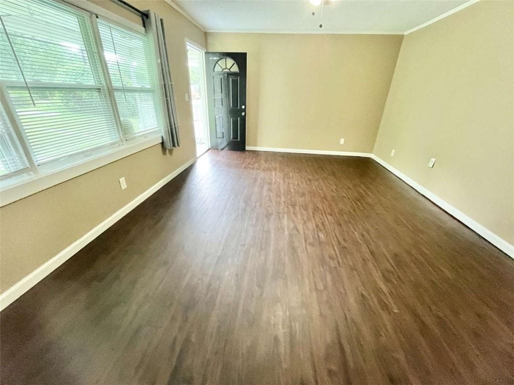 2 bedroom, 1 bathroom, 1,015 sq ft duplex for rent at 4415 Oak Street B, Oakwood, GA 30566 for $1,250 a month — photo 3
