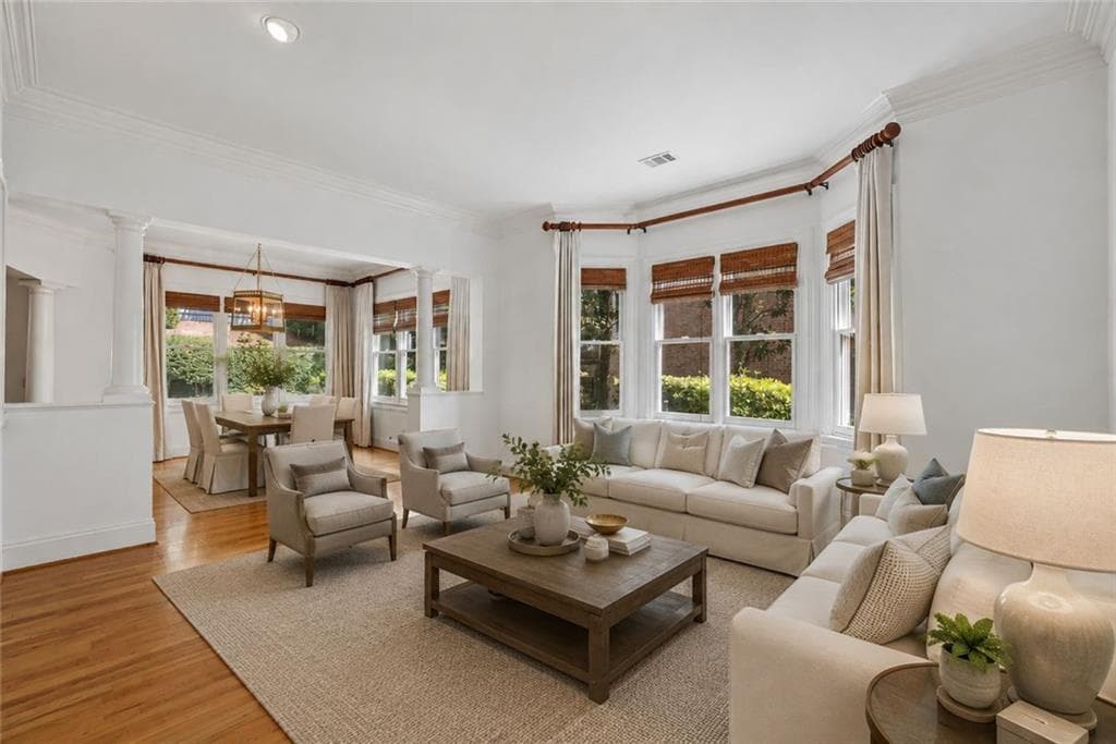 4 bedroom, 5 bathroom, 4,052 sq ft single family residence for sale at 1036 Arbor Trace, Atlanta, GA 30319 — photo 4