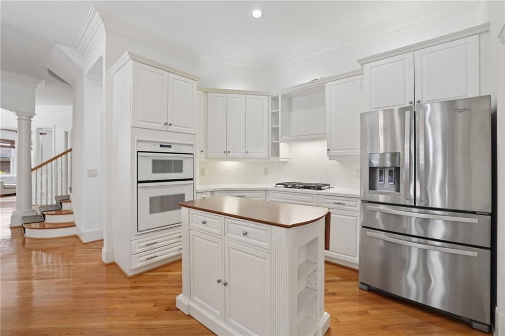 4 bedroom, 5 bathroom, 4,052 sq ft single family residence for sale at 1036 Arbor Trace, Atlanta, GA 30319 — photo 7
