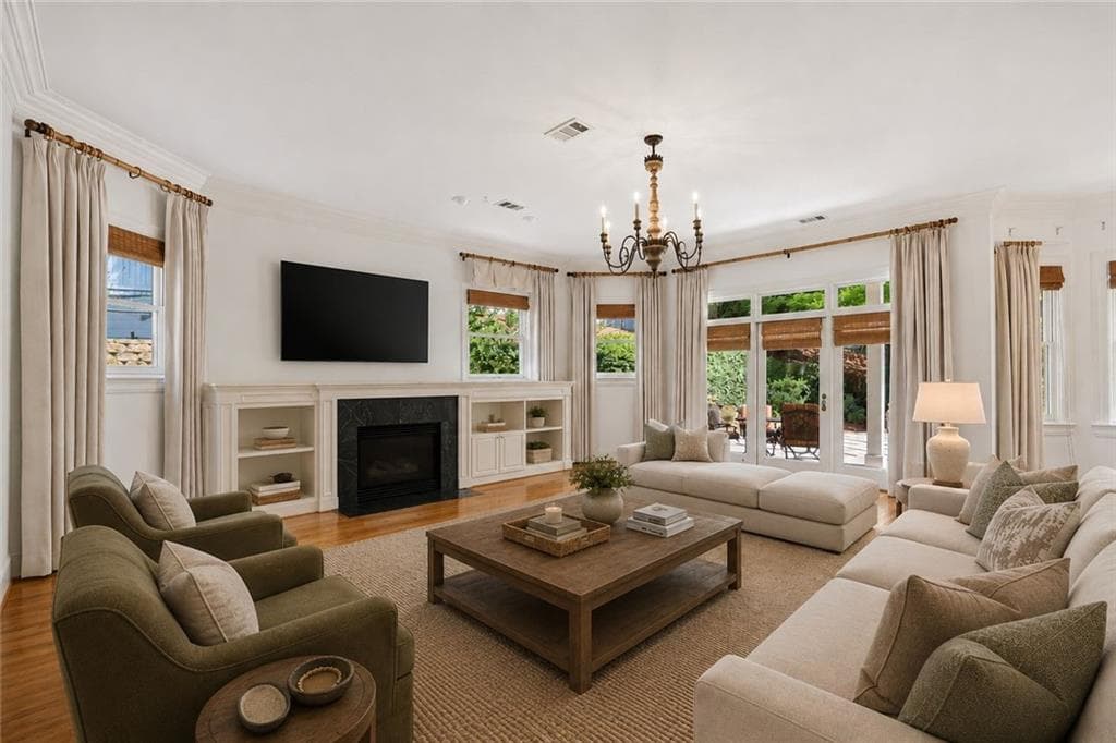 4 bedroom, 5 bathroom, 4,052 sq ft single family residence for sale at 1036 Arbor Trace, Atlanta, GA 30319 — photo 10
