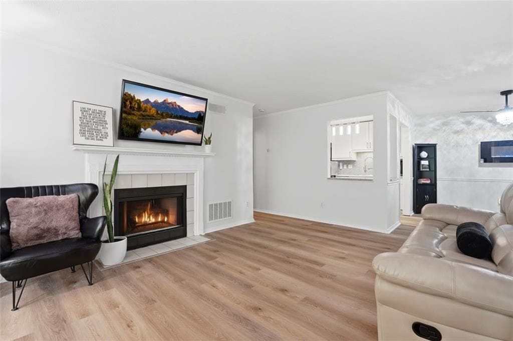 2 bedroom, 2 bathroom, 1,100 sq ft condominium for sale at 1301 Gettysburg Place, Sandy Springs, GA 30350 — photo 10