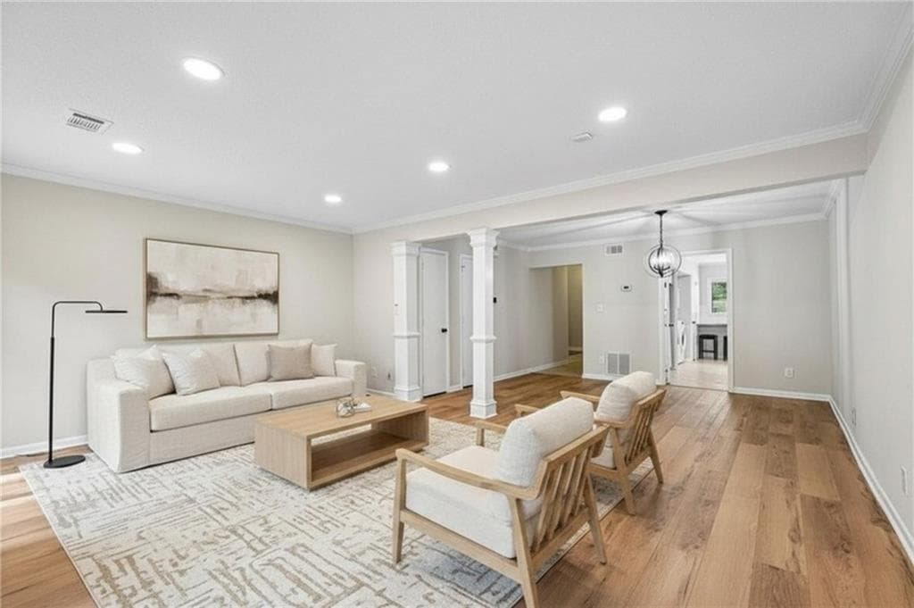 2 bedroom, 3 bathroom, 1,288 sq ft condominium for sale at 3509 Stonewall Place, Atlanta, GA 30339 — photo 5