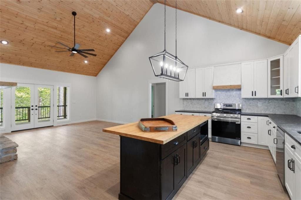 3 bedroom, 2 bathroom, 2,880 sq ft single family residence for sale at 52 Otto Court, Ellijay, GA 30540 — photo 9