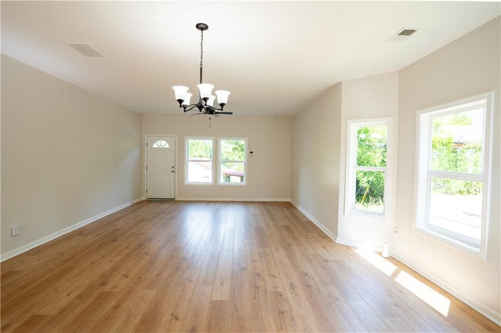 3 bedroom, 3 bathroom, 1,955 sq ft single family residence for sale at 119 Jackson Street, Rome, GA 30161 — photo 3
