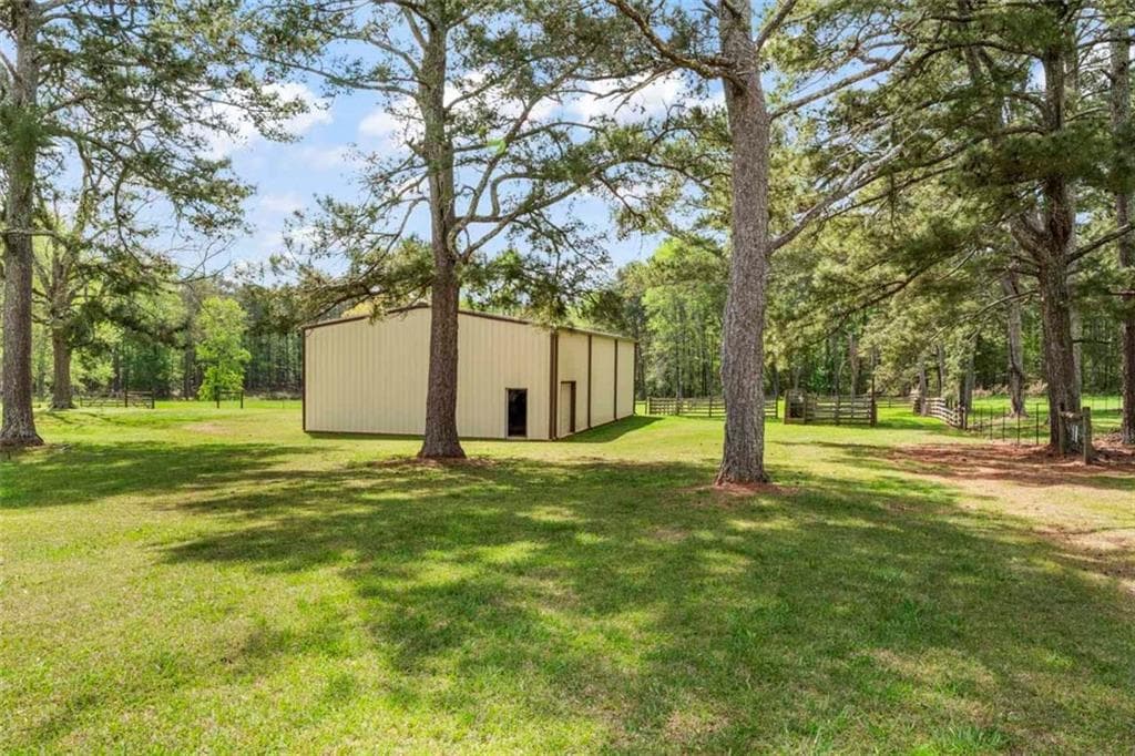 3 bedroom, 4 bathroom, 3,000 sq ft single family residence for sale at 161 Minter Drive, Hampton, GA 30228 — photo 6