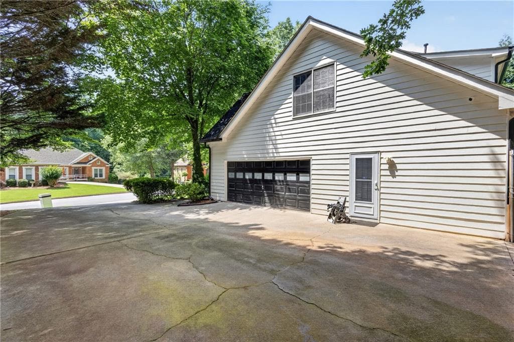 5 bedroom, 3 bathroom, 2,660 sq ft single family residence for rent at 4379 Depot Ridge Court, Buford, GA 30518 for $3,100 a month — photo 5