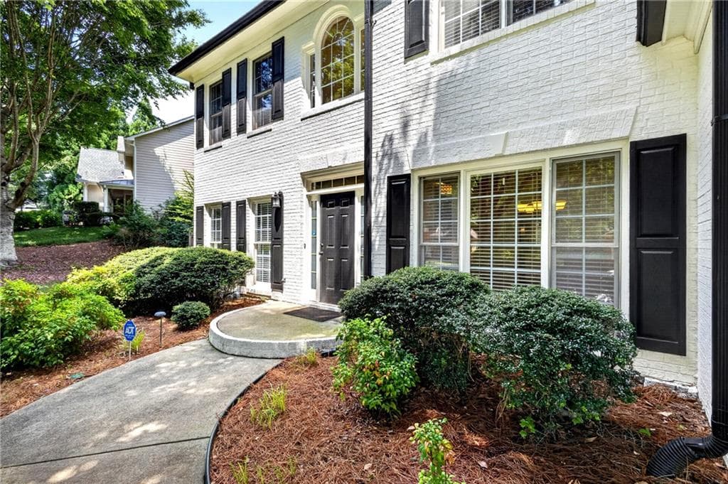 5 bedroom, 3 bathroom, 2,660 sq ft single family residence for rent at 4379 Depot Ridge Court, Buford, GA 30518 for $3,100 a month — photo 7