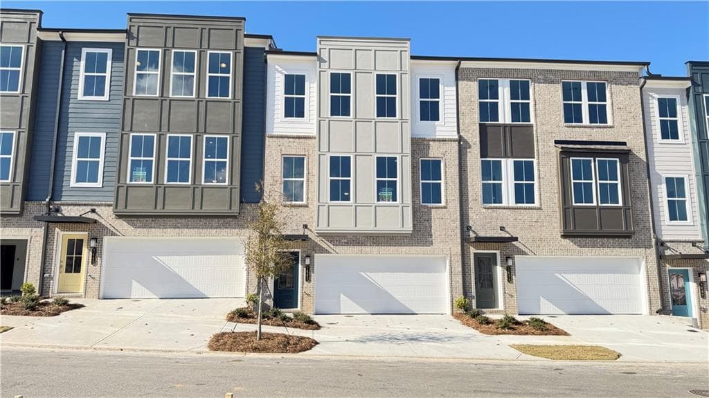 4 bedroom, 4 bathroom, 2,383 sq ft townhouse for rent at 1443 Creekside Circle, Atlanta, GA 30318 for $2,995 a month — photo 1 of 65