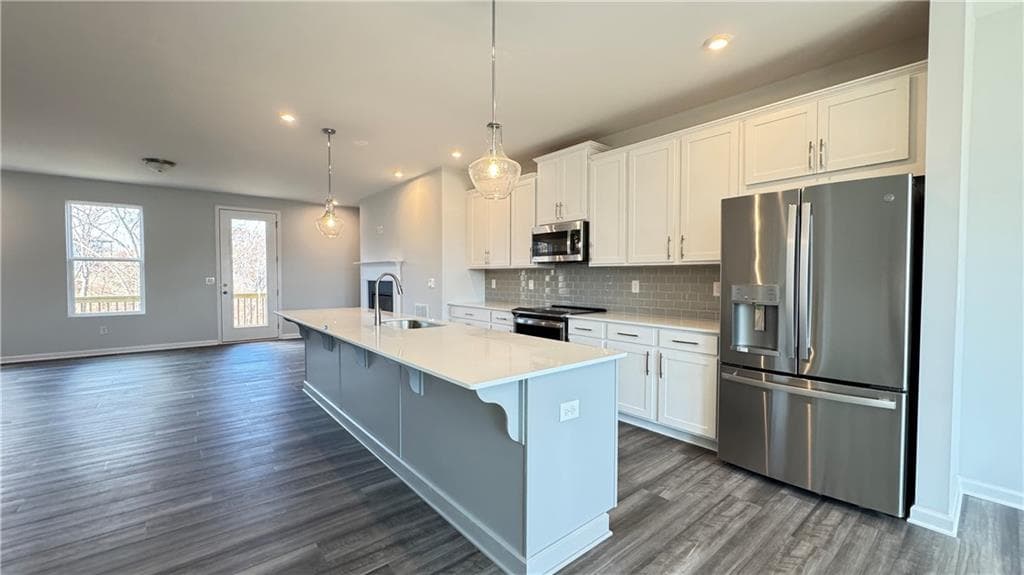 4 bedroom, 4 bathroom, 2,383 sq ft townhouse for rent at 1443 Creekside Circle, Atlanta, GA 30318 for $2,995 a month — photo 7