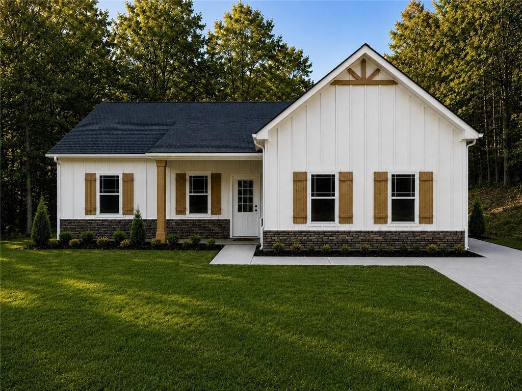 3 bedroom, 2 bathroom, 1,440 sq ft single family residence for sale at 2818 Holly Springs Road, Rockmart, GA 30153 — photo 2