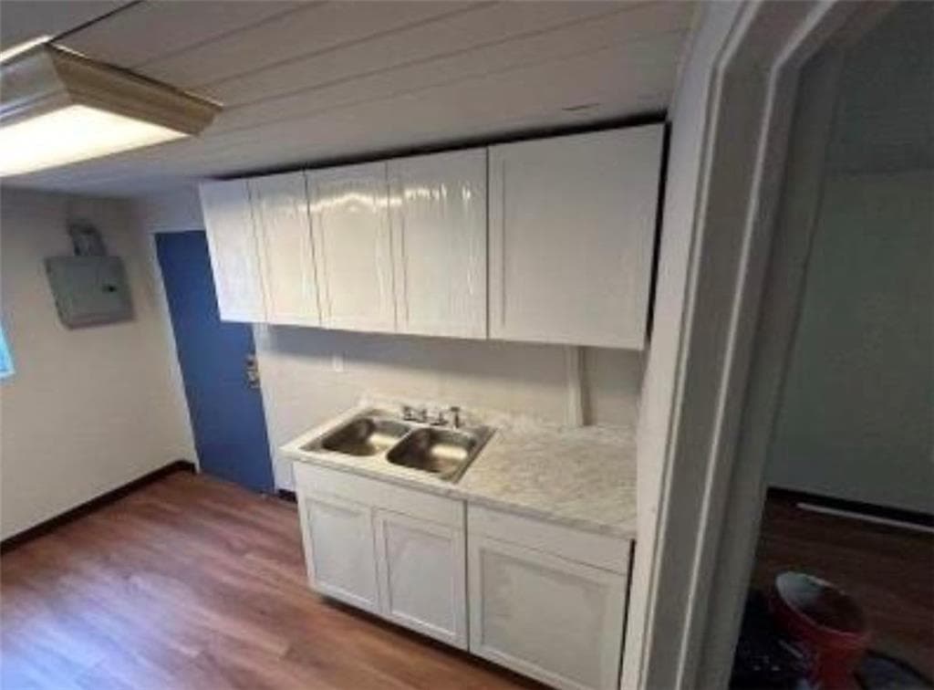 2 bedroom, 1 bathroom, 1,180 sq ft duplex for rent at 1520 East Society Ave B, Albany, GA 31705 for $500 a month — photo 2