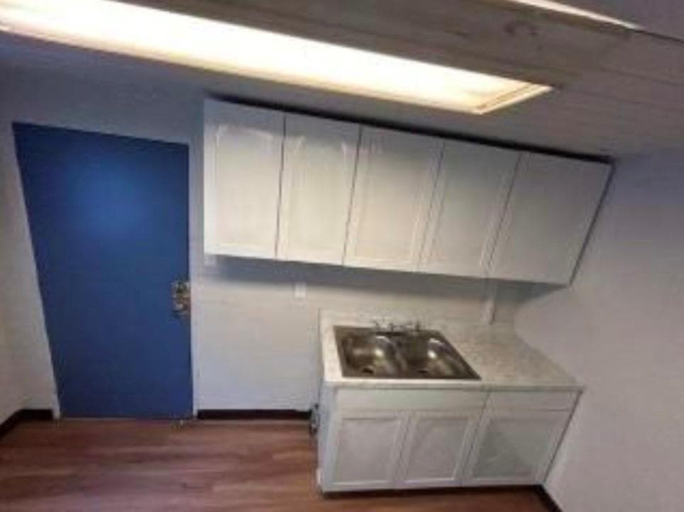 2 bedroom, 1 bathroom, 1,180 sq ft duplex for rent at 1520 East Society Ave B, Albany, GA 31705 for $500 a month — photo 3