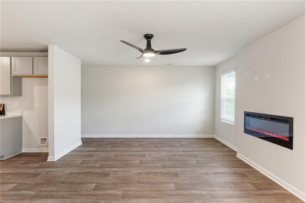 4 bedroom, 3 bathroom, 1,900 sq ft single family residence for sale at 724 Lipizzan Trace, Hogansville, GA 30230 — photo 7