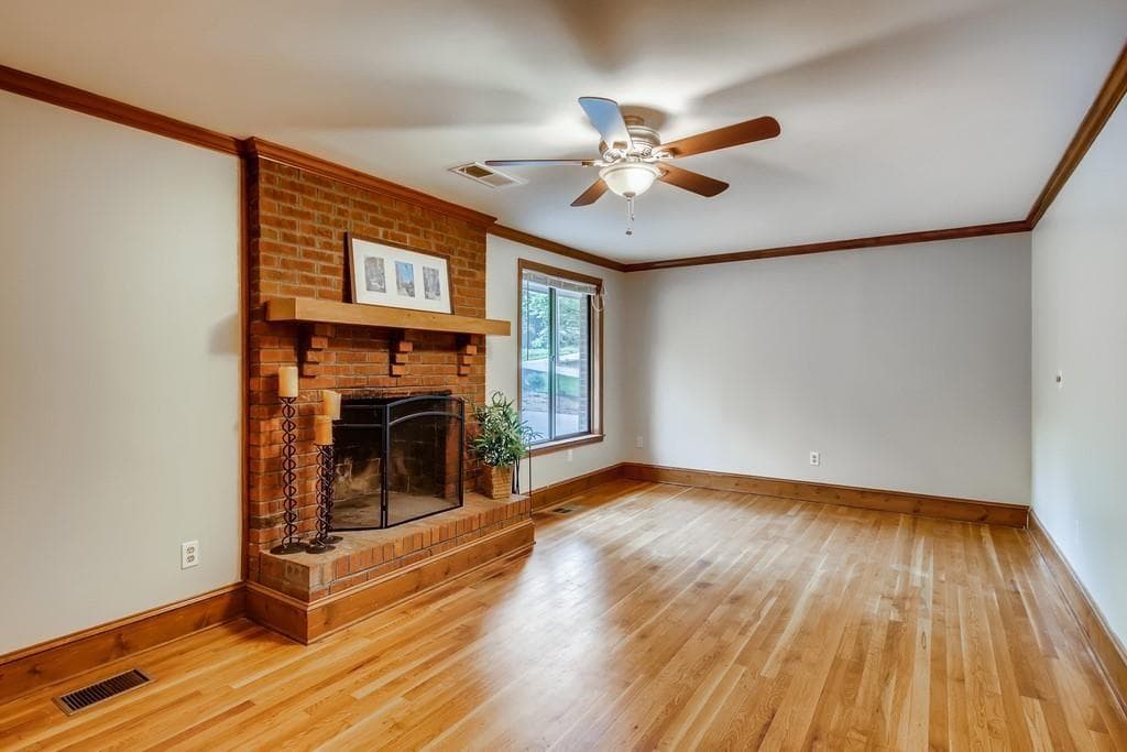 7 bedroom, 4 bathroom, 4,842 sq ft single family residence for sale at 352 Wingo Street, Norcross, GA 30071 — photo 5