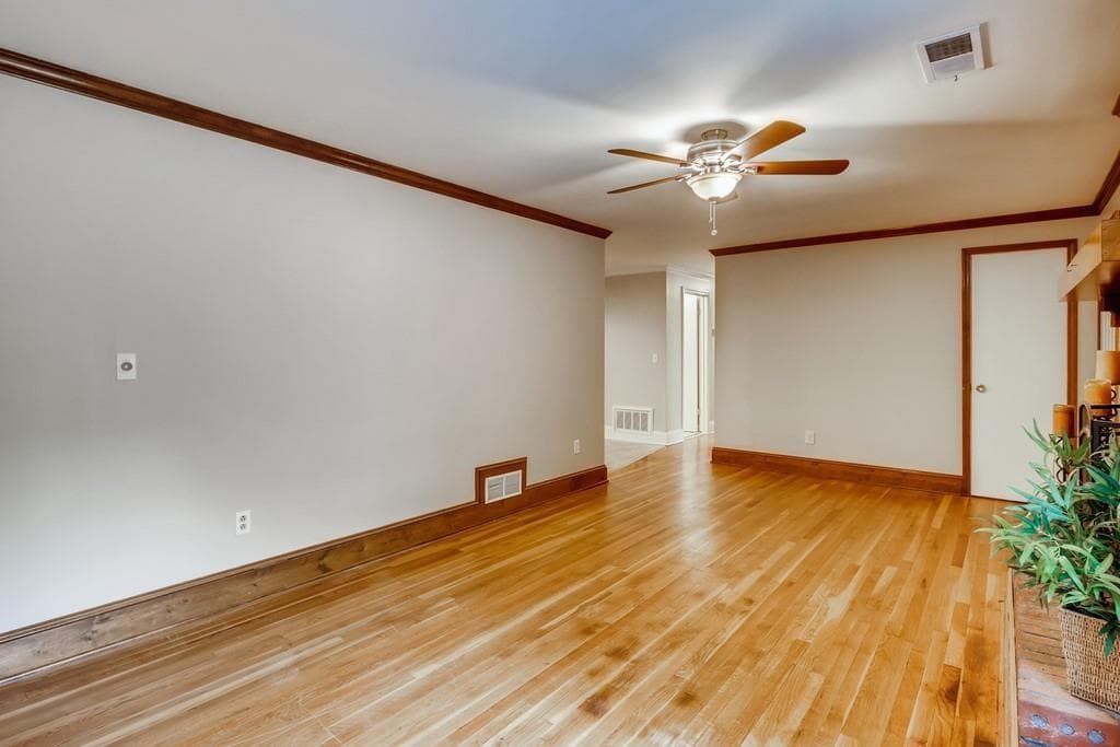 7 bedroom, 4 bathroom, 4,842 sq ft single family residence for sale at 352 Wingo Street, Norcross, GA 30071 — photo 8