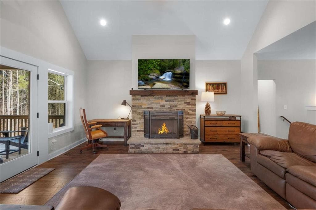 4 bedroom, 3 bathroom, 3,310 sq ft single family residence for sale at 218 Oak Wood Lane, Ellijay, GA 30540 — photo 10