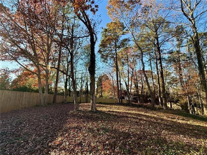 3 bedroom, 2 bathroom single family residence for rent at 2707 HAWK Drive 2707, Marietta, GA 30066 for $2,450 a month — photo 4