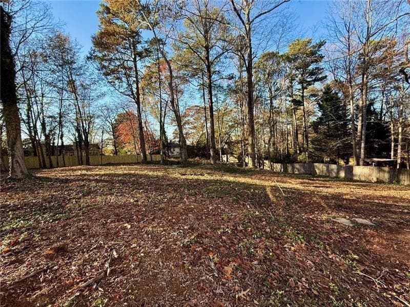 3 bedroom, 2 bathroom single family residence for rent at 2707 HAWK Drive 2707, Marietta, GA 30066 for $2,450 a month — photo 5