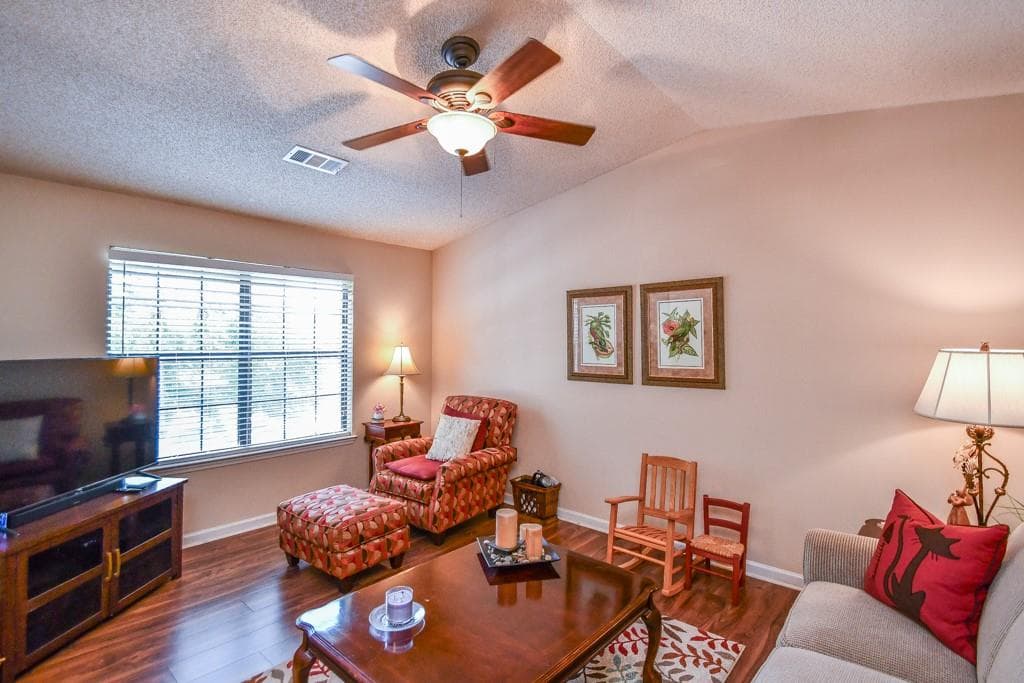 2 bedroom, 2 bathroom, 1,268 sq ft condominium for sale at 2235 Old Hamilton Place G100, Gainesville, GA 30507 — photo 4