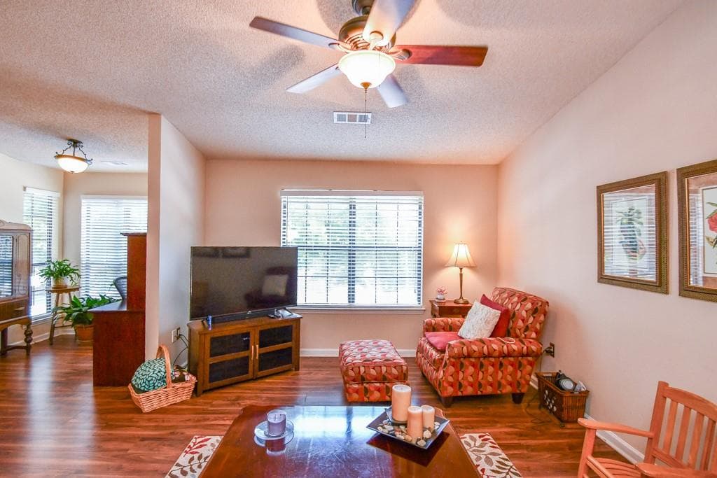 2 bedroom, 2 bathroom, 1,268 sq ft condominium for sale at 2235 Old Hamilton Place G100, Gainesville, GA 30507 — photo 7