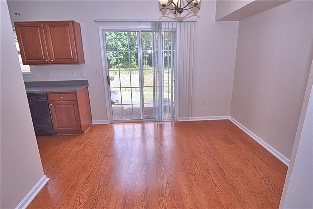 2 bedroom, 3 bathroom, 1,602 sq ft townhouse for rent at 3833 Pleasant Oaks Drive, Lawrenceville, GA 30044 for $1,850 a month — photo 4