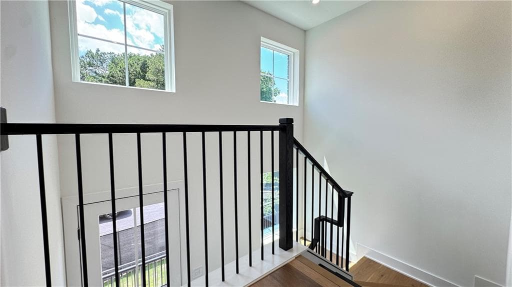 2 bedroom, 2 bathroom, 1,122 sq ft townhouse for rent at 201 New Street 1101, Decatur, GA 30030 for $2,795 a month — photo 4