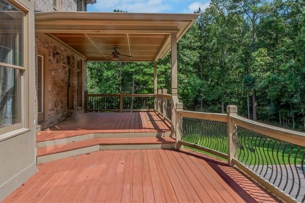 6 bedroom, 6 bathroom, 5,817 sq ft single family residence for sale at 40 Waterside Place, Oxford, GA 30054 — photo 4