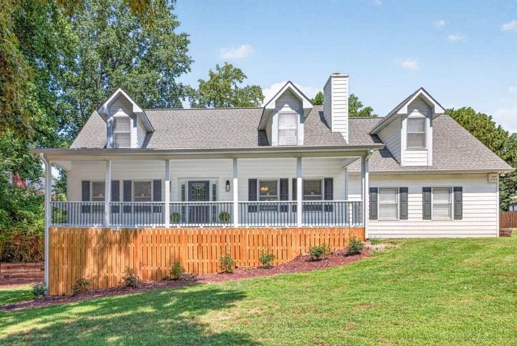 4 bedroom, 4 bathroom, 2,866 sq ft single family residence under contract at 5229 Lanton Circle, Gainesville, GA 30504 — photo 6