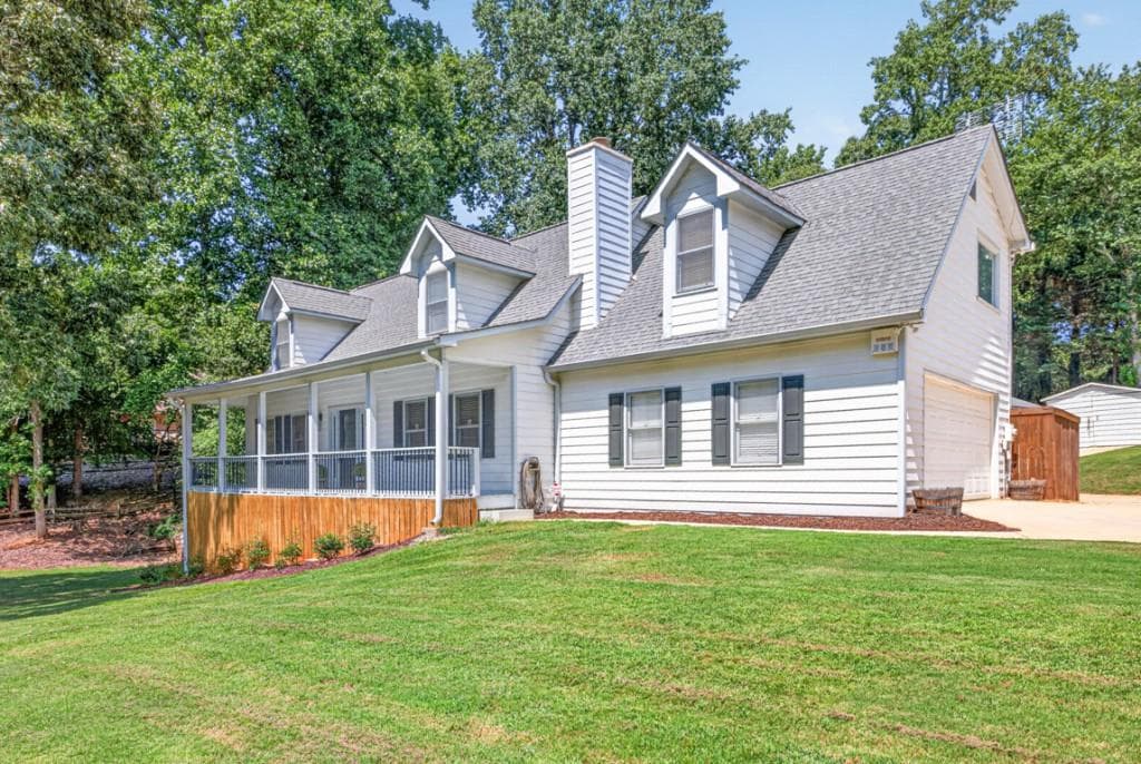 4 bedroom, 4 bathroom, 2,866 sq ft single family residence under contract at 5229 Lanton Circle, Gainesville, GA 30504 — photo 7