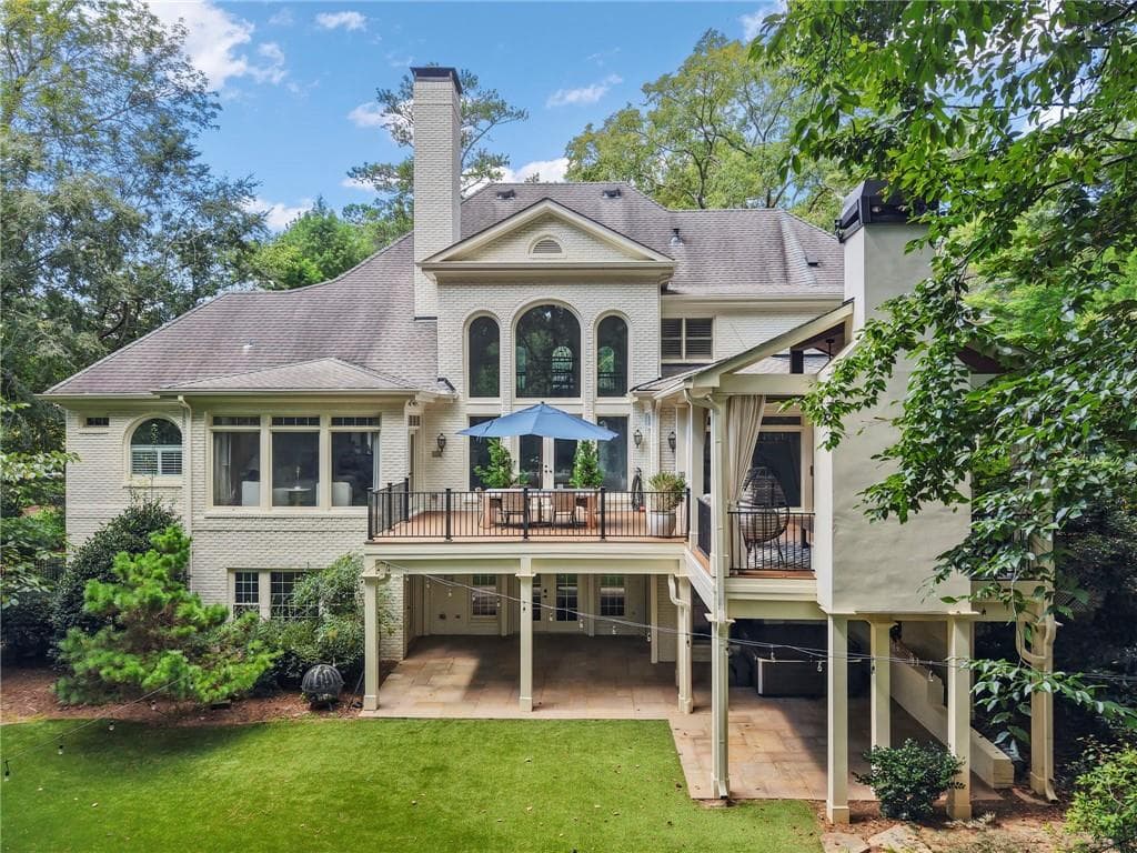 5 bedroom, 6 bathroom, 7,216 sq ft single family residence under contract at 750 Sturges Way, Johns Creek, GA 30022 — photo 3