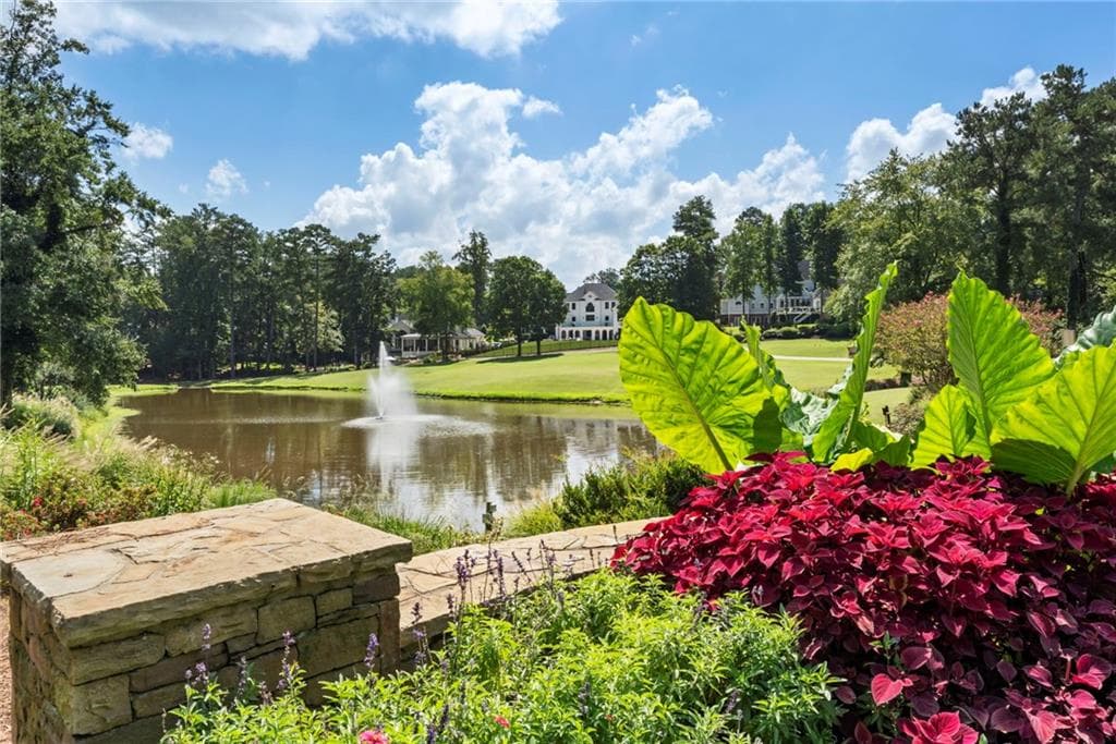 5 bedroom, 6 bathroom, 7,216 sq ft single family residence under contract at 750 Sturges Way, Johns Creek, GA 30022 — photo 5