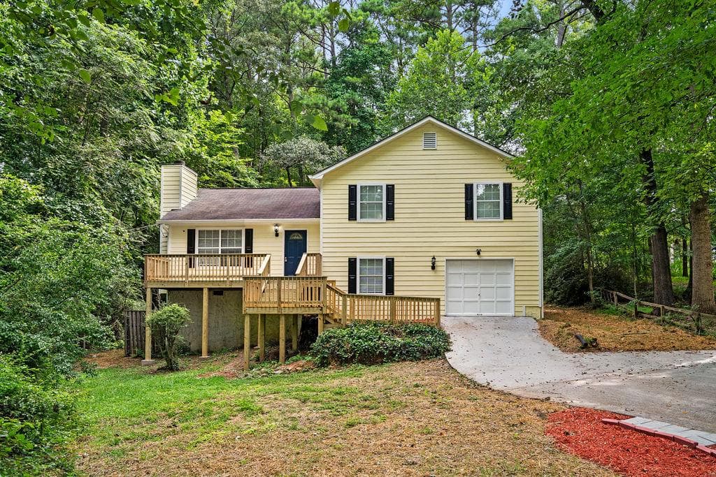 3 bedroom, 2 bathroom, 1,624 sq ft single family residence for sale at 116 Stagecoach Trail, Stockbridge, GA 30281 — photo 3