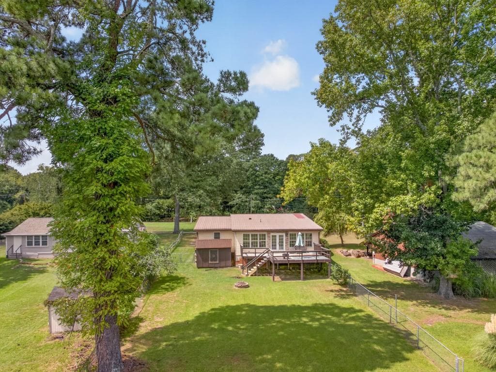 3 bedroom, 1 bathroom, 1,440 sq ft single family residence for sale at 976 SW Walker Lake Road, Conyers, GA 30094 — photo 6