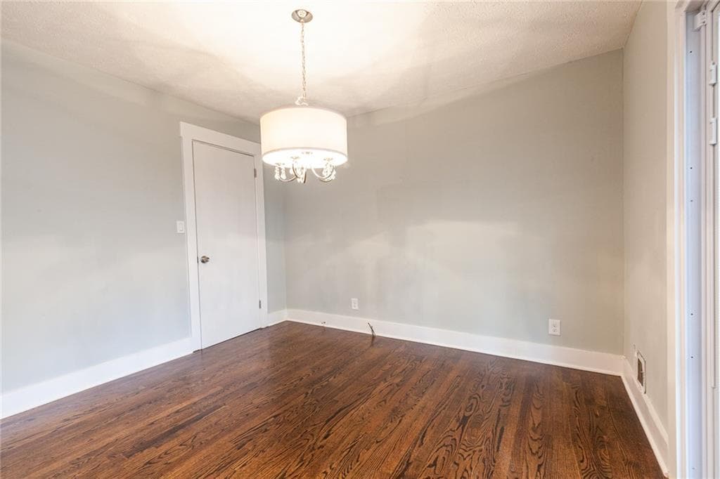 3 bedroom, 2 bathroom, 1,215 sq ft single family residence for rent at 2971 Stratford Arms Drive, Chamblee, GA 30341 for $2,150 a month — photo 7