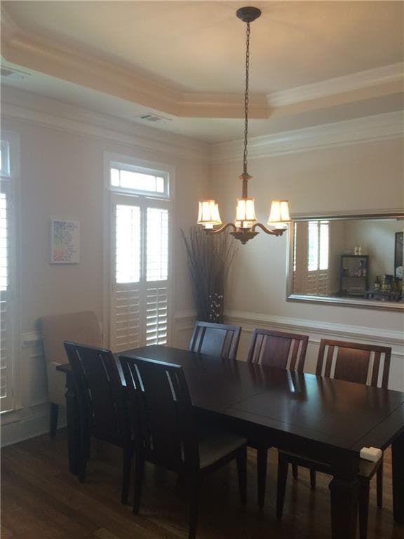 5 bedroom, 4 bathroom, 2,940 sq ft single family residence for rent at 203 Mount Vernon Cove, Atlanta, GA 30328 for $3,900 a month — photo 3