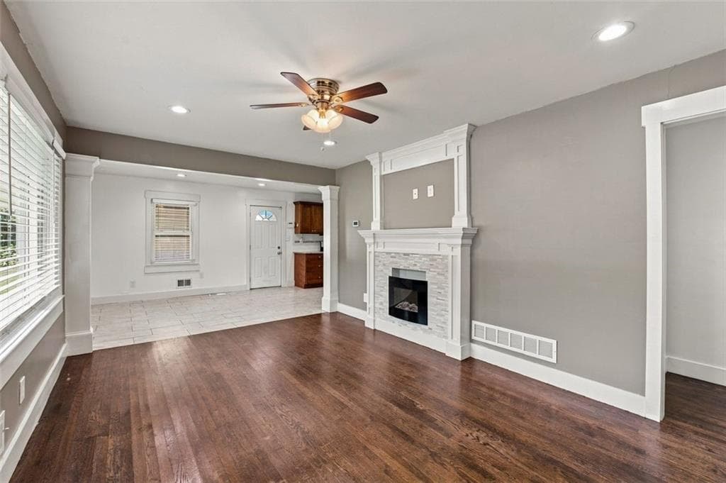 3 bedroom, 3 bathroom, 1,125 sq ft single family residence for rent at 208 SE Yancy Drive, Marietta, GA 30067 for $2,100 a month — photo 7