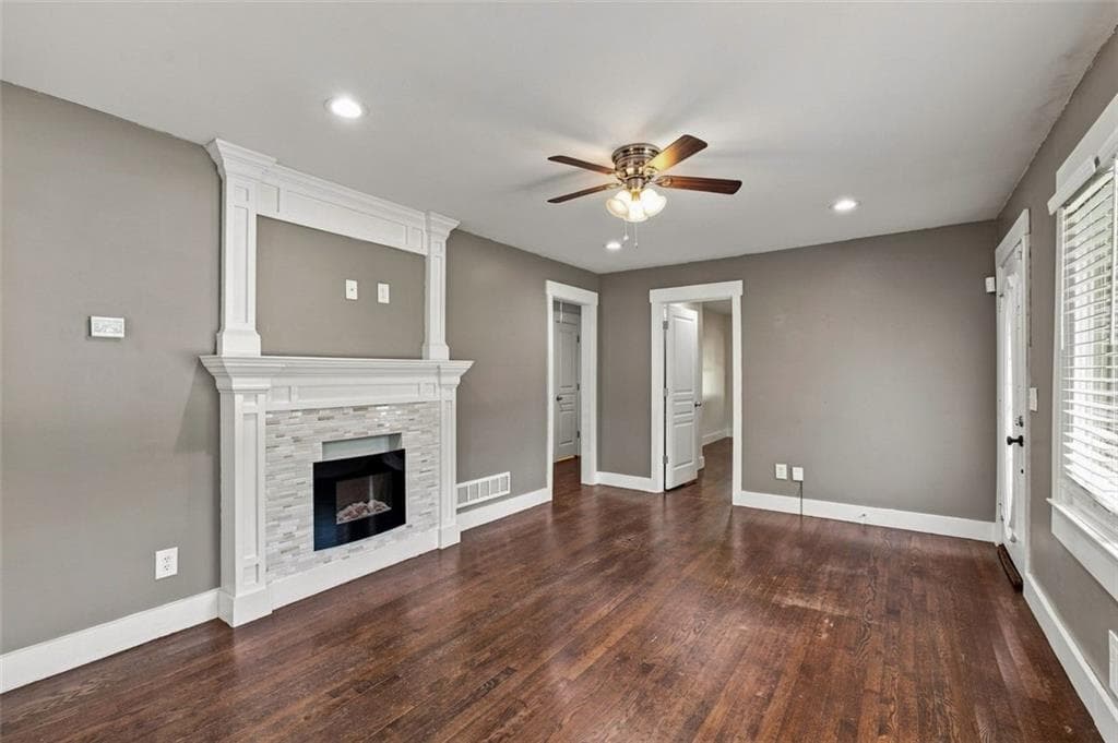 3 bedroom, 3 bathroom, 1,125 sq ft single family residence for rent at 208 SE Yancy Drive, Marietta, GA 30067 for $2,100 a month — photo 8