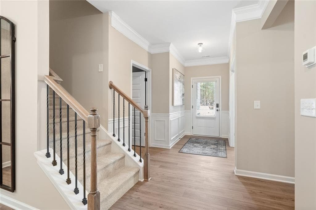 3 bedroom, 3 bathroom, 2,015 sq ft single family residence for sale at 5023 Cecelia Drive, Powder Springs, GA 30127 — photo 3