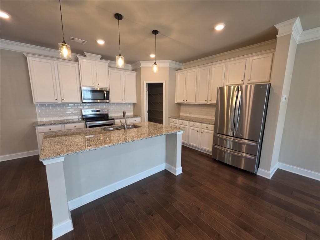 3 bedroom, 3 bathroom, 2,294 sq ft townhouse for rent at 2722 Pearl Ridge Trace, Buford, GA 30519 for $2,200 a month — photo 3