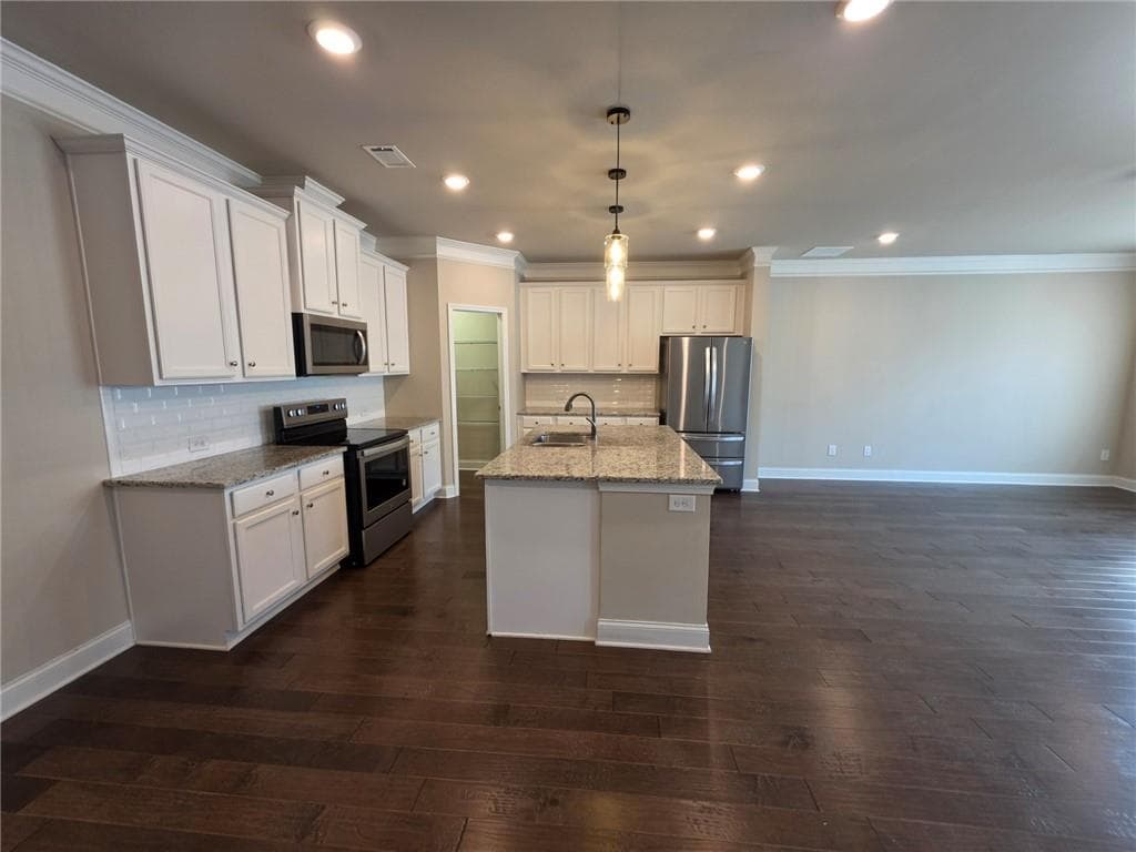 3 bedroom, 3 bathroom, 2,294 sq ft townhouse for rent at 2722 Pearl Ridge Trace, Buford, GA 30519 for $2,200 a month — photo 4