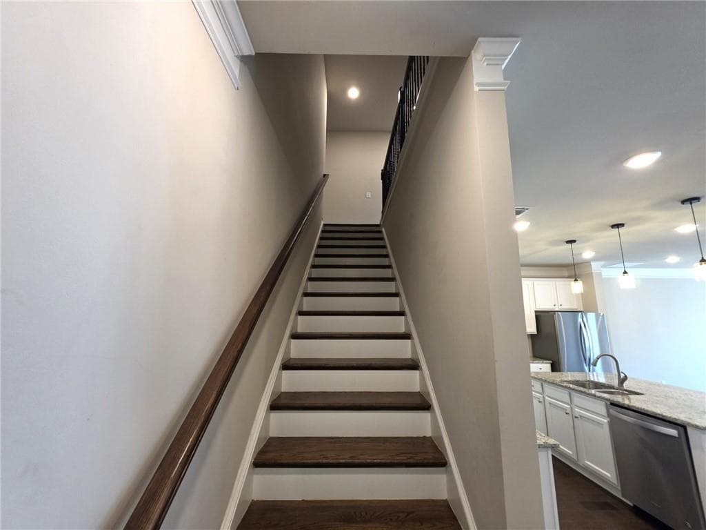 3 bedroom, 3 bathroom, 2,294 sq ft townhouse for rent at 2722 Pearl Ridge Trace, Buford, GA 30519 for $2,200 a month — photo 6