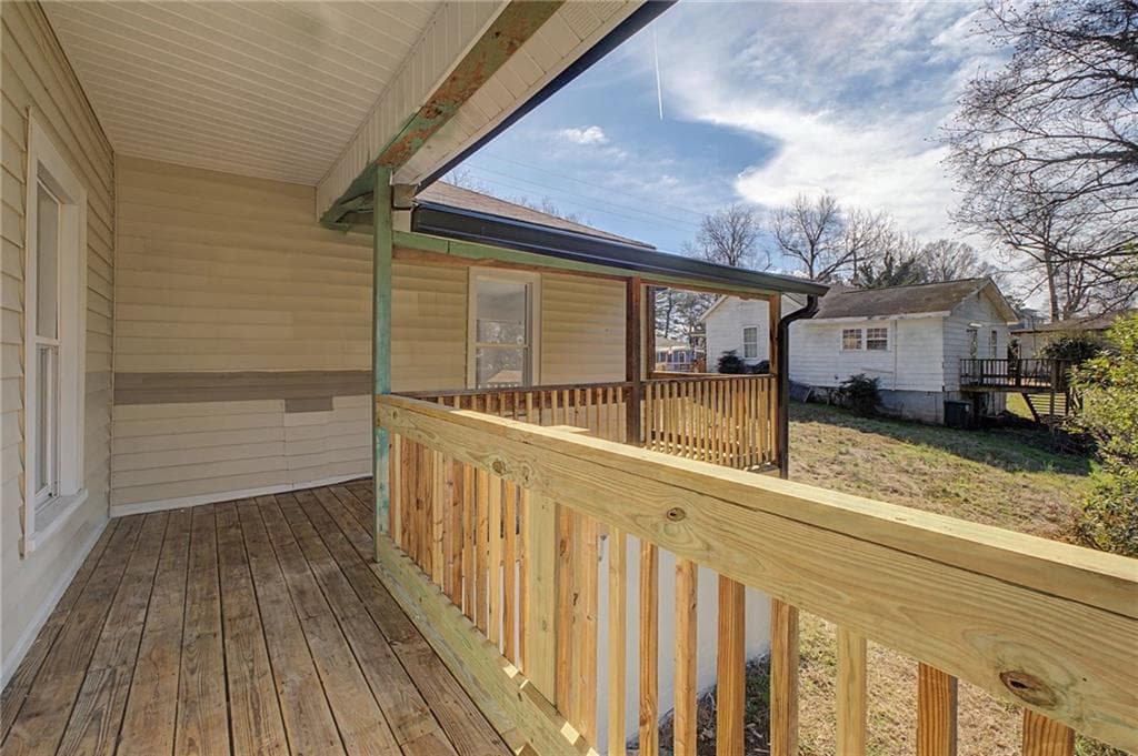 3 bedroom, 2 bathroom, 1,190 sq ft single family residence under contract at 349 Ross Street, Rome, GA 30161 — photo 4