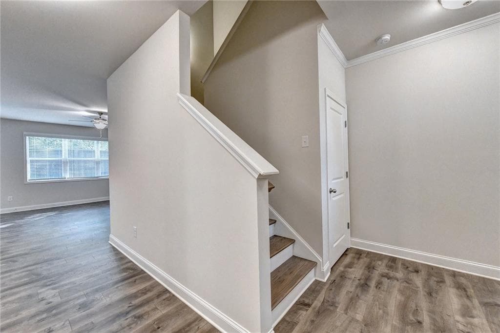 3 bedroom, 3 bathroom, 2,108 sq ft townhouse for sale at 1809 Belmore Street, Smyrna, GA 30080 — photo 6